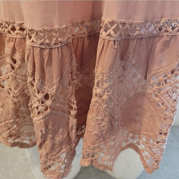 ASTR The Label Boho Crochet Tank Top - Picture 2 of 7